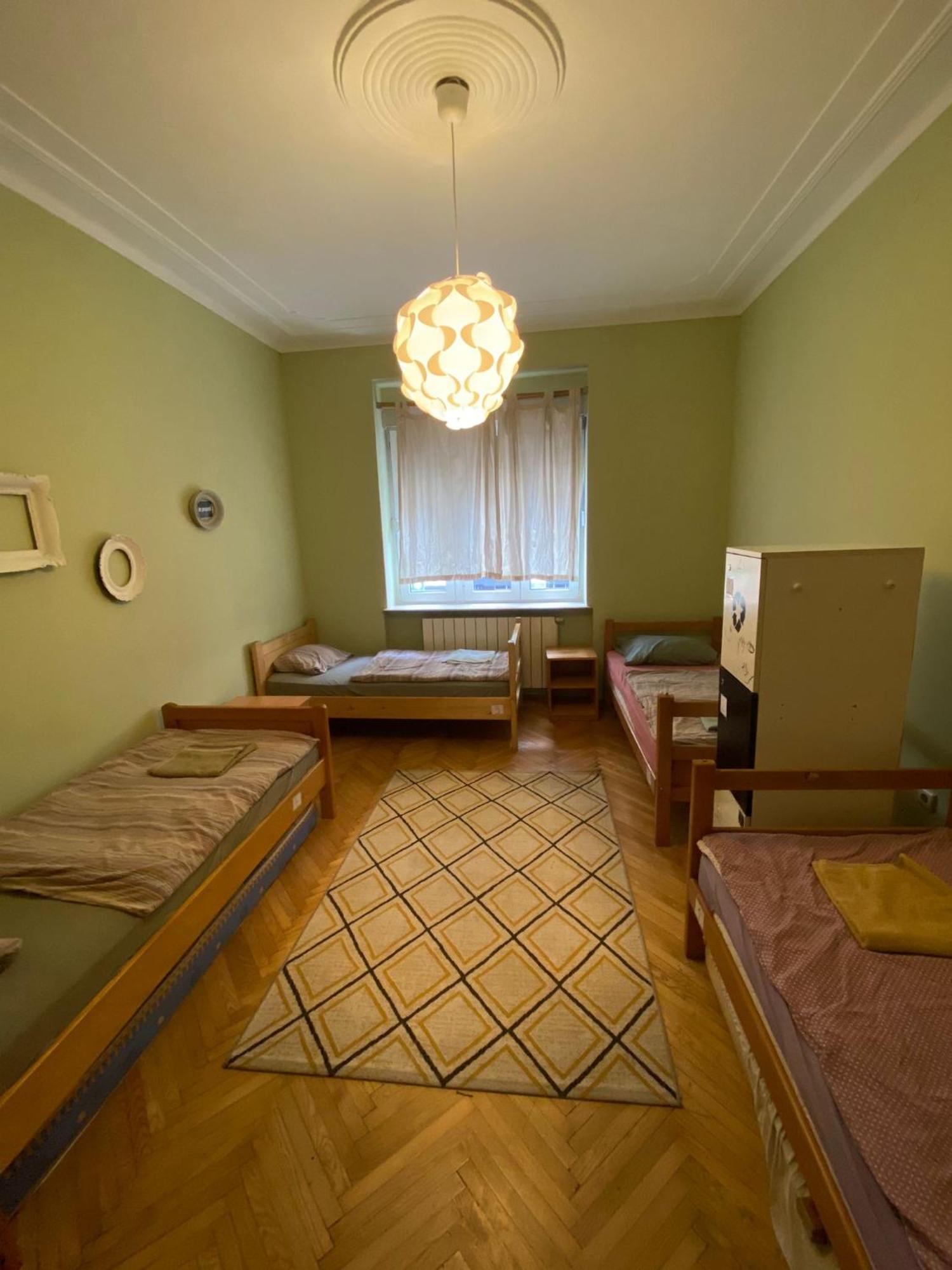 בלגרד Hostelche Hostel מראה חיצוני תמונה